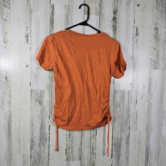 on fire orange ruched short sleeve tshirt women's size small - Picture 3 of 7